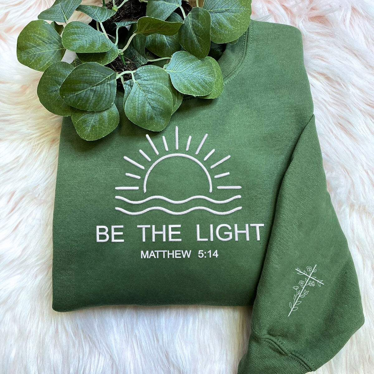 Embroidered Be The Light Mathew Sweatshirt, Jesus Embroidered Sweatshirt, Bible Verse Sweatshirt, GEMB08